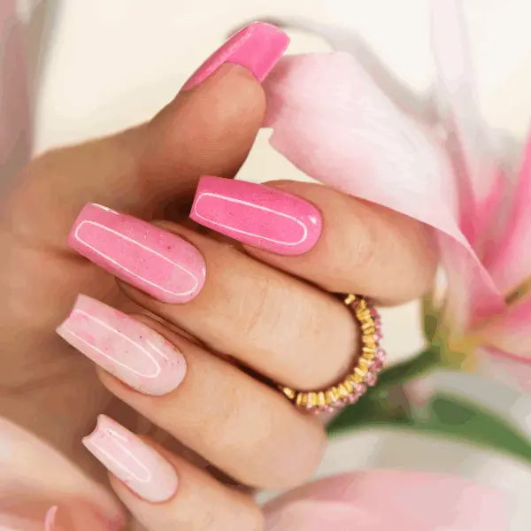 alongamento-de-unhas-600x600